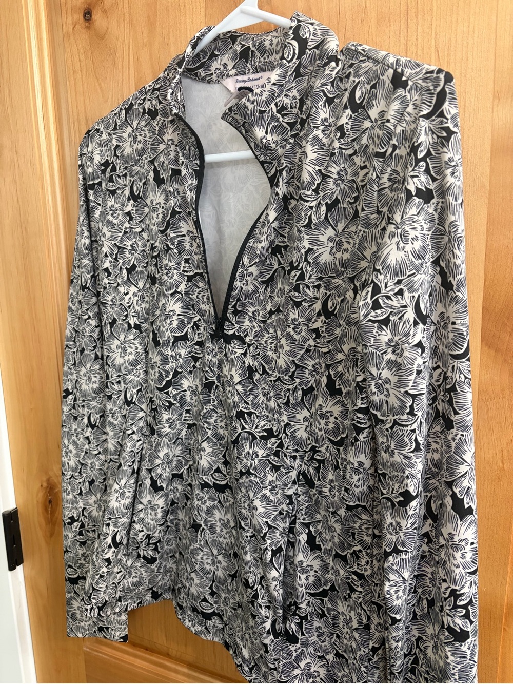 Tommy Bahama Active Black & White Floral Half-Zip Pullover